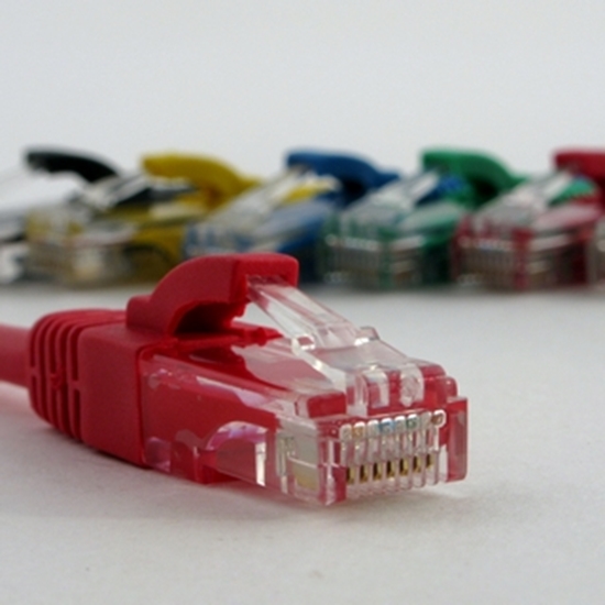 Изображение NetRack patch cord cat.5e RJ45 1,5m czerwony (BZPAT1P5UR)