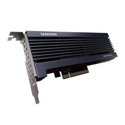 Attēls no Samsung PM1735 Half-Height/Half-Length (HH/HL) 1.6 TB PCI Express 4.0 NVMe