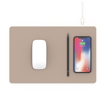 Изображение POUT HANDS3 PRO - Mouse pad with high-speed wireless charging, latte cream