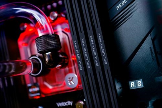 Picture of Pami Crucial Ballistix MAX, DDR4, 16 GB, 5100MHz, CL19 (BLM2K8G51C19U4B)