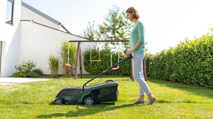 Изображение Bosch UniversalRotak 36-550 solo cordless lawn mower