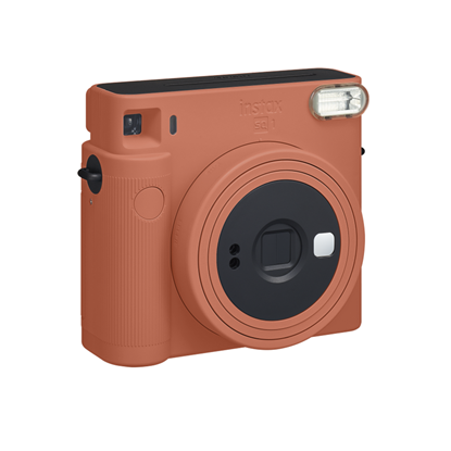 Attēls no Fujifilm | Lithium | Terracotta Orange | 0.3m - ∞ | 800 | Instax Square SQ1 Camera