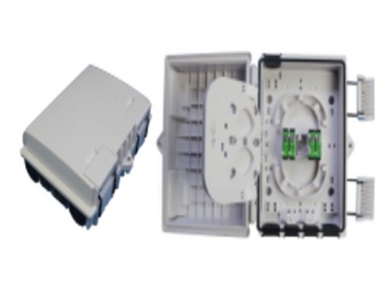 Picture of Plastmasas sadales kārba optikai, 4  šķiedras, 4 SC simplex adapteri, 210mm x174mm x 74mm