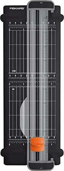 Picture of Fiskars FISKARS OBCINARKA DO PAPIERU RECYKLING 22cm A5 SureCut FS1004723