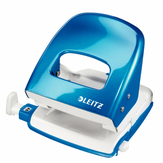 Picture of Leitz WOW 5008 hole punch 30 sheets Blue