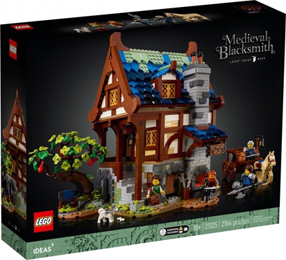 Attēls no LEGO 21325 Medieval Blacksmith Constructor