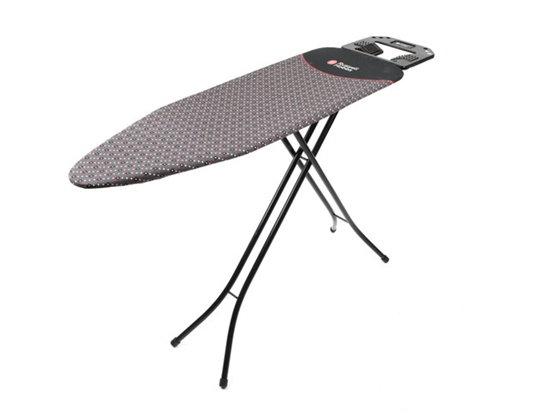 Picture of Russell Hobbs LA043153BLKEU7 ironing board 122x38cm