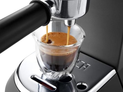 Attēls no De’Longhi Dedica Style EC 685.BK Manual Espresso machine 1.1 L