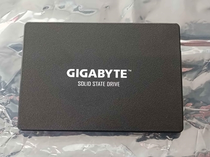 Attēls no SALE OUT. GIGABYTE SSD 256GB 2.5" SATA 6Gb/s, REFURBISHED, WITHOUT ORIGINAL PACKAGING | Gigabyte | GP-GSTFS31256GTND | 256 GB | SSD interface SATA | REFURBISHED, WITHOUT ORIGINAL PACKAGING | Read speed 520 MB/s | Write speed 500 MB/s
