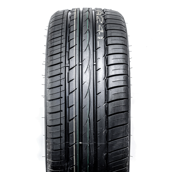 Picture of 225/55R16 COMFORSER CF710 99W