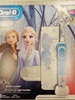 Изображение Dantų šepetėlis ORAL-B Vitality Kids D100 Frozen + kelioninis dėklas