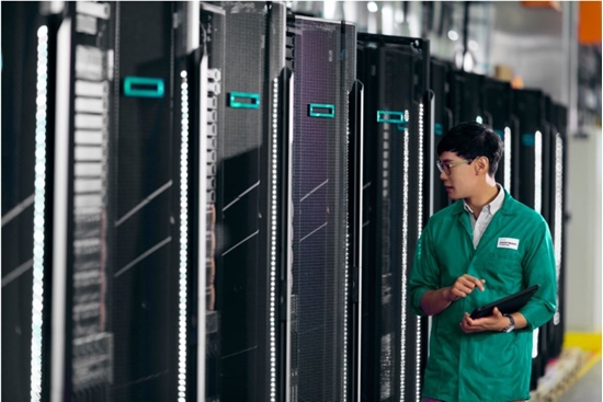 Picture of HPE DL20 Gen11 LP iLO/M.2 Enable Kit