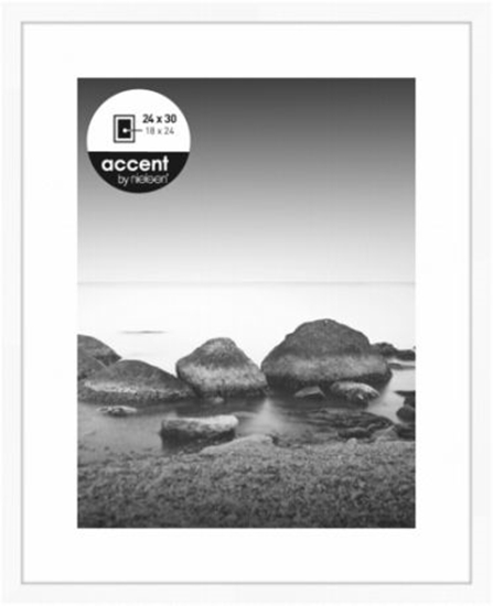 Picture of Nielsen Aura white 24x30 Wood incl. Passepartout 1122001