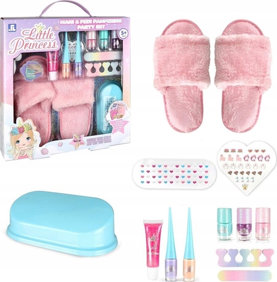 Picture of Askato Manicure &amp Pedicure Set