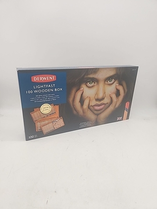 Attēls no Derwent Kredki Derwent Lightfast 100 szt. w drewnianej kasetce
