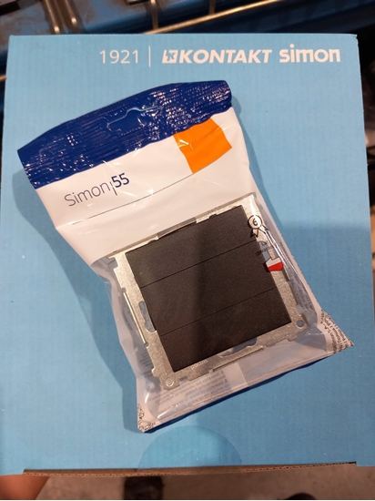 Picture of Kontakt-Simon Zalepka Kontakt-Simon 55 TPS.01/149 ramki modu. Mocowanie za pomoc apek lub wkrtów czarny mat