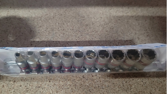 Picture of Zestaw narzdzi King Tony KT SOCKET SET 1/4" 11PCS SHORT 12K. 5/32"-1/2" RAIL