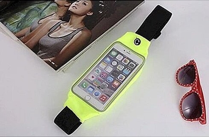 Изображение Mocco Sport Bag for Activities window Phone 6.2" with Hole for Headphones