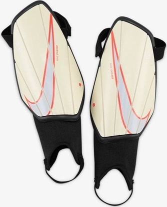 Picture of Nike Nagolenniki Nike Charge SP2164 113