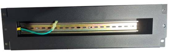 Изображение 19'' 3U DIN sliede, Automātiskajiem slēdžiem u.c. DIN stiprinājuma ierīcēm/ Melns