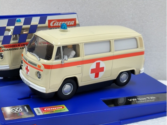 Picture of Auto Carrera D132 - 32033 VW BUS T2b Ambulance