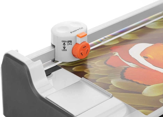 Изображение Laminator Peach Peach Laminiergerät 6 in 1 Laminator A3 & Cutter PBP540 retail