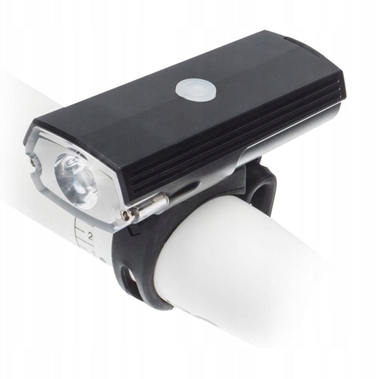 Picture of Lampka przednia BLACKBURN DAYBLAZER 550 FRONT USB-C, 550 lumenów czarna (NEW)