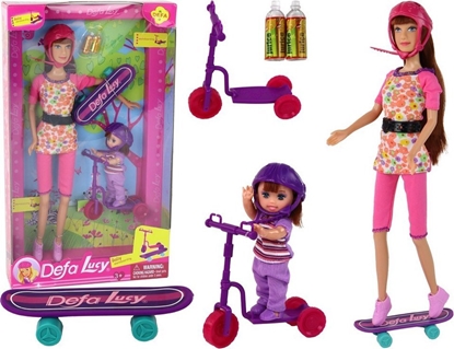 Attēls no LeanToys Zestaw Lalek Lucy Róowy Hulajnoga Deskorolka Kaski