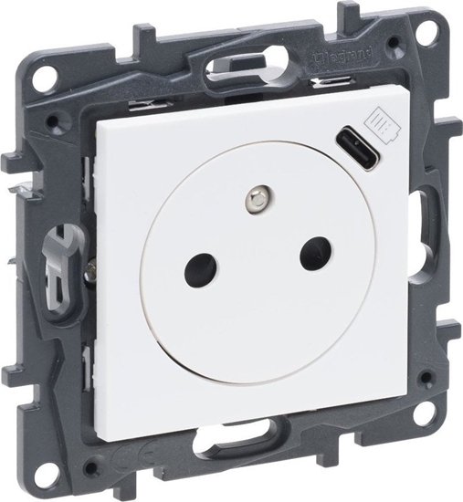 Picture of Legrand adowarka USB-C z gniazdem pojedynczym Legrand Niloe Step 863138 gniazdo z uziemieniem z przesonami adowarka typ C 1,5A biae