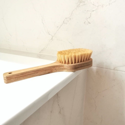 Picture of LullaLove Ostra szczotka do masau na sucho i mokro Tampico Lullalove