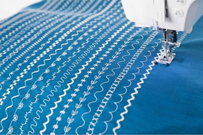 Picture of Maszyna do szycia Singer C240