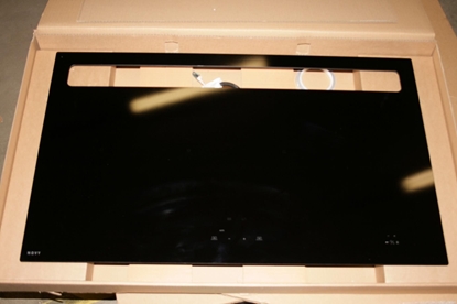 Attēls no Novy | 1821 | Induction hob with built-in hood | 88 cm | Number of burners/cooking zones 4 | Yes | Black | Slider control with white LEDs. | USED, REFURBISHED, SCRATCHED,