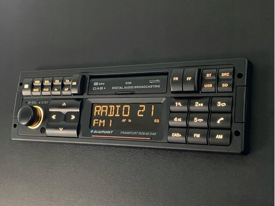 Picture of Radio samochodowe Blaupunkt BLAUPUNKT Frankfurt RCM 82 DAB
