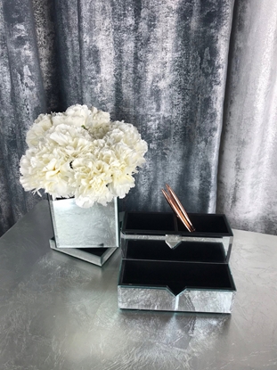 Attēls no Moon in the room PS Organizer MIRROR, Paris.