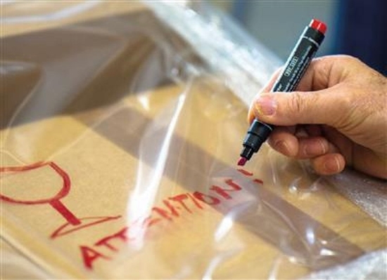 Picture of Pica Permanentmarker 2-6mm, Wedge Tip, red / Retail Pack.