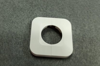 Picture of Rozeta dzielona biaa FI25 (tworzywo sztuczne)