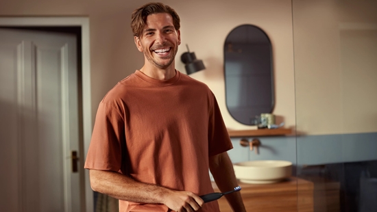 Picture of ELECTRIC TOOTHBRUSH/HX7421/01 PHILIPS