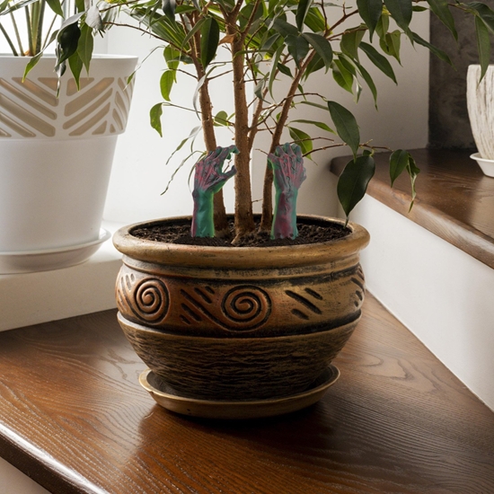 Picture of Thumbs Up Mad Monkey - Zombie Hände für den Blumentopf