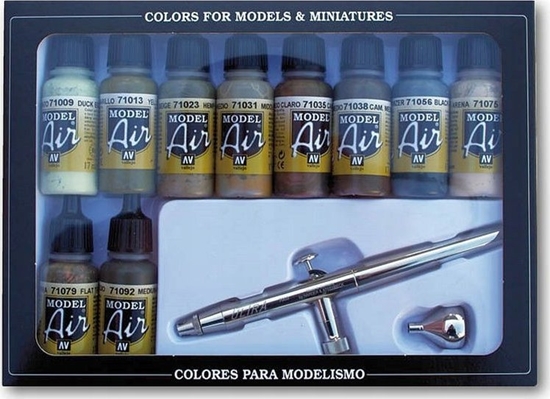 Picture of Vallejo Vallejo: Model Air - Airbrush + Camouflage 10x17