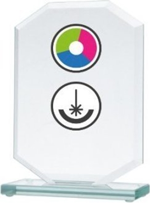 Attēls no Victoria Sport Trofeum szklane z nadrukiem kolorowym LuxorJet, grawerowaniem oraz wypenieniem farb