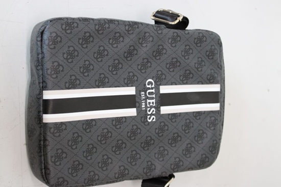 Изображение Guess SALE OUT. Bag GUTB10P4RPSK 10"black 4G Stripes Tablet Bag | GUTB10P4RPSK | Tablet Bag | DIRTY PACKAGING