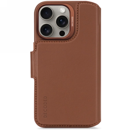 Изображение Decoded Decoded Leather Detachable Wallet MagSafe Case with Wallet for iPhone 16 Pro - Brown