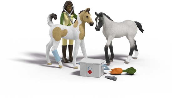 Picture of Schleich Sarahs First Aid Kit