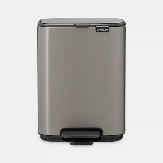Picture of Kosz na mieci Brabantia Bo Pedal Bin 4L - Platinum