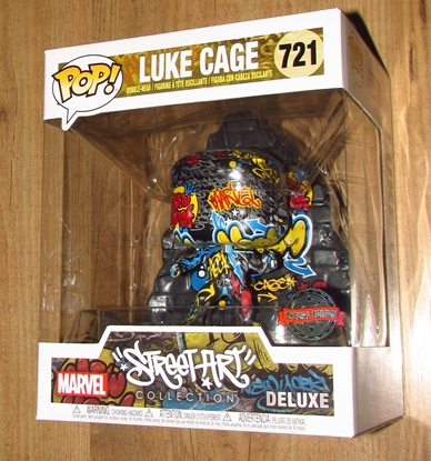 Изображение Figurka Funko POP! 721: Marvel Deluxe Street Art Collection - Luke Cage (EB Exclusive)