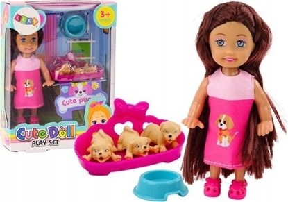 Attēls no LeanToys Mini Laleczka Dugie Wosy Sukienka Trzy Pieski Legowisko