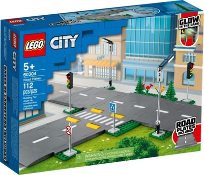 Picture of LEGO City intersection with traffic lights 60304 (Nedaudz boj. iepak.)