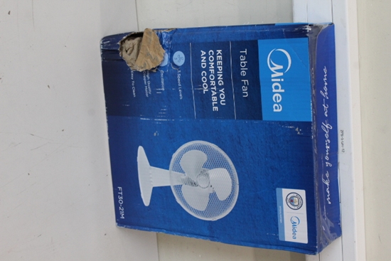 Picture of Midea SALE OUT. FT30-21M Table Fan, Diameter 30 cm, White | FT30-21M | Table Fan | DAMAGED PACKAGING | White | Diameter 30 cm | Number of speeds 3 | Oscillation
