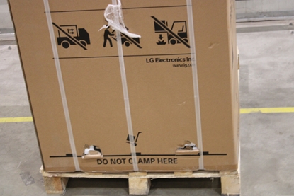 Attēls no SALE OUT. LG GBV3200DPY Refrigerator, Free-standing, Bottom freezer, D, Height 2.03 m, Net fridge 277 L, Net freezer  110 L, Silver | LG Refrigerator | GBV3200DPY | Energy efficiency class D | Free standing | Combi | Height 203 cm | No Frost system | Frid