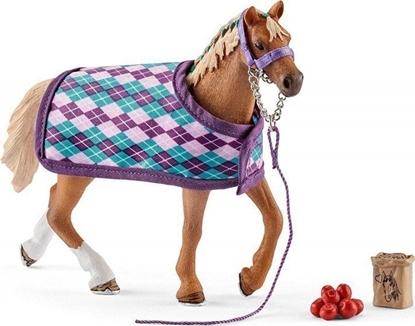 Изображение Schleich Horse Club        42360 English Thoroghbred with blanket